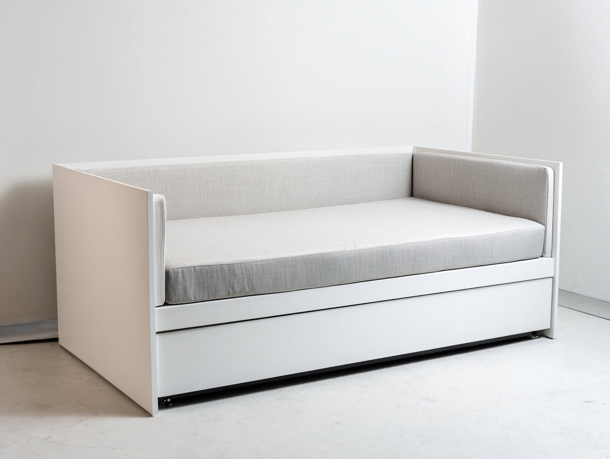 Schlafsofa aus Stoff und Holzwerkstoff 205 x 95 x 82 cm - Weiß-Hellgrau - modernes Design mit Ausziehfunktion